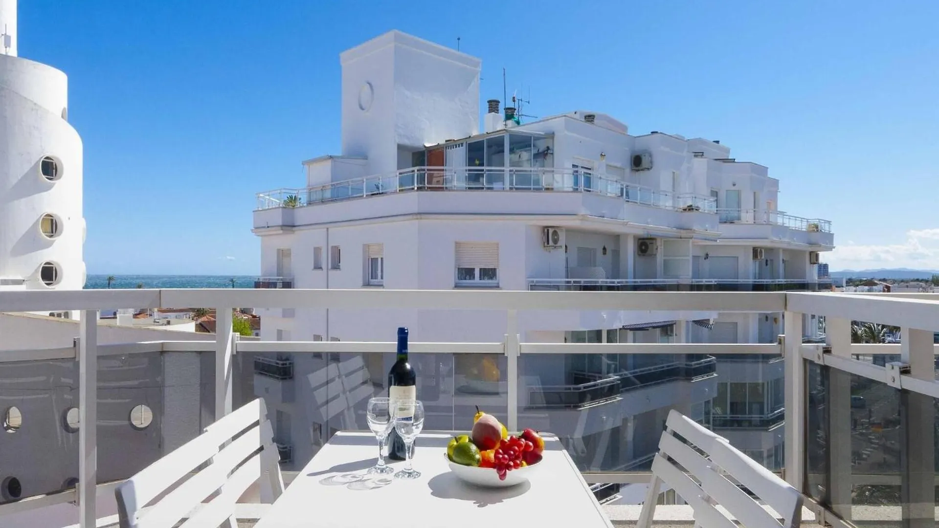Pleasant Apartment Located In Empuriabrava Spain