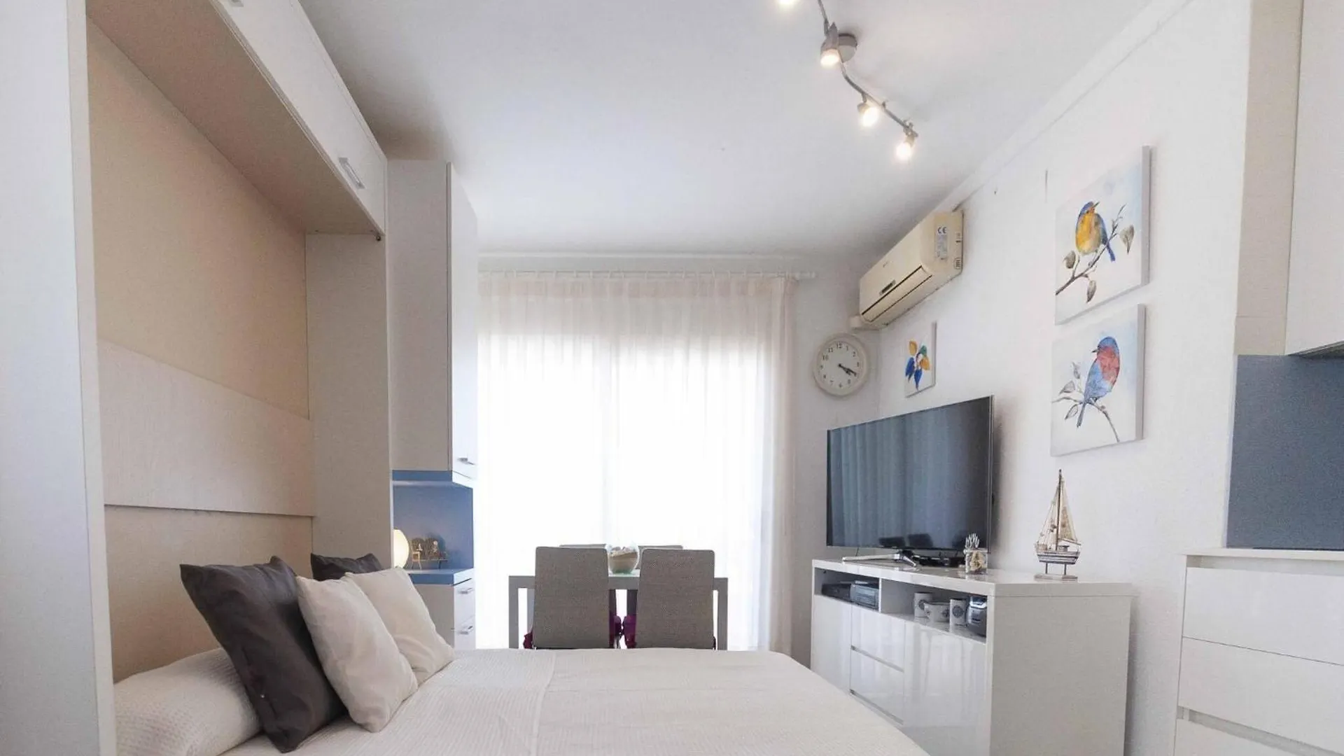 Pleasant Apartment Located In Empuriabrava Spanien